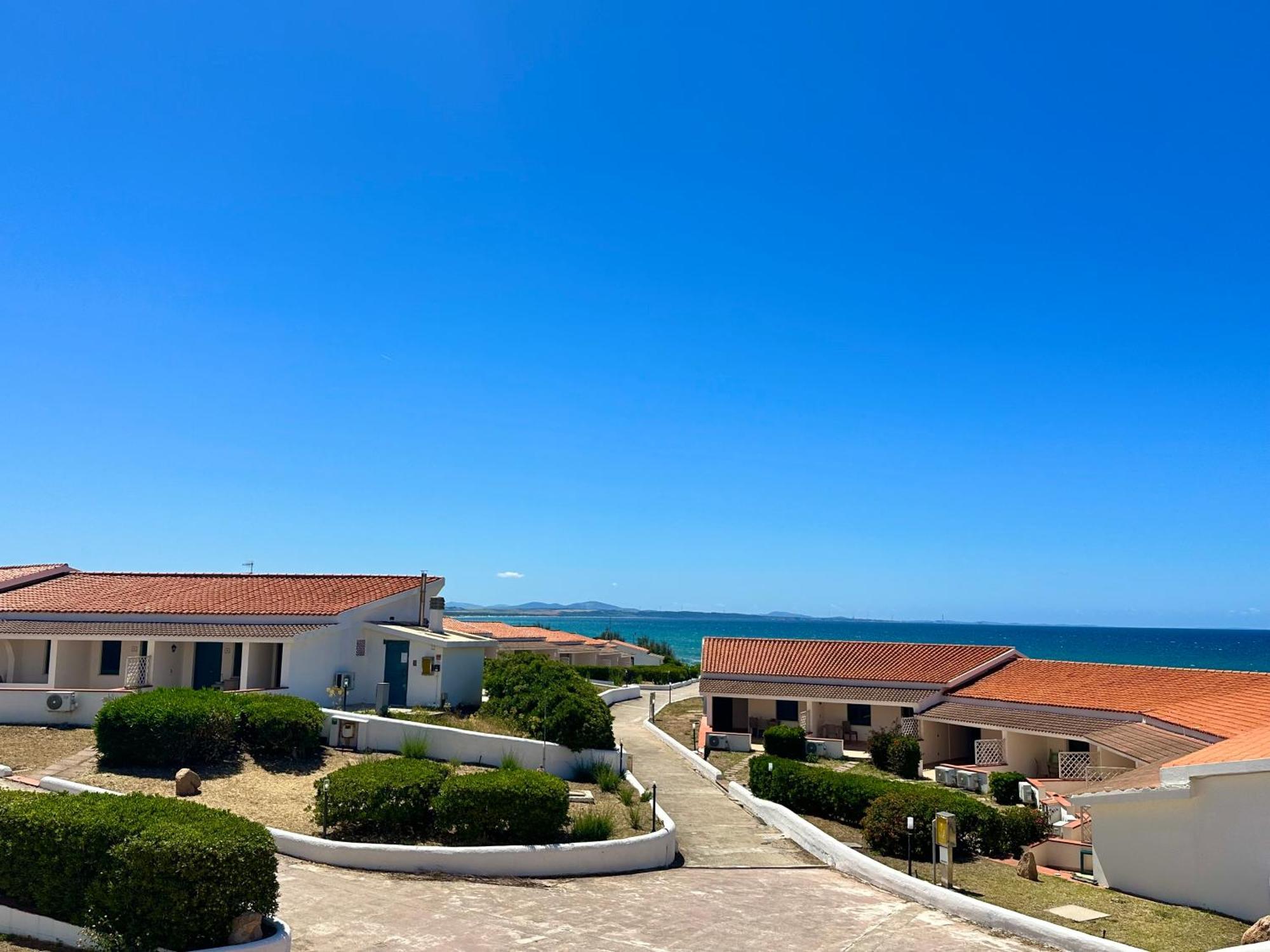 Acqua Di Mare Hotel E Resort Sorso Exterior photo