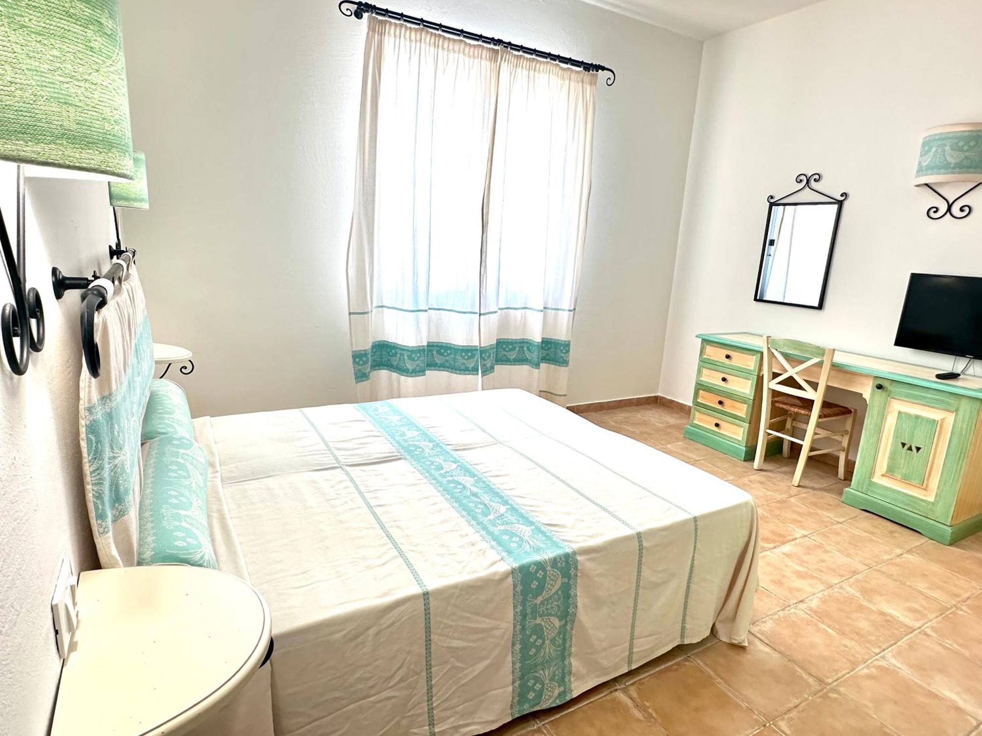 Acqua Di Mare Hotel E Resort Sorso Exterior photo