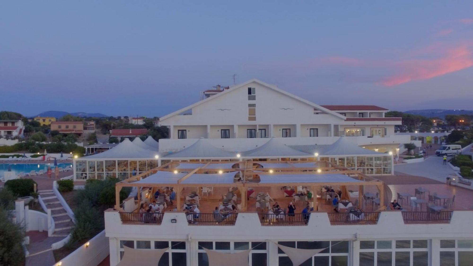 Acqua Di Mare Hotel E Resort Sorso Exterior photo