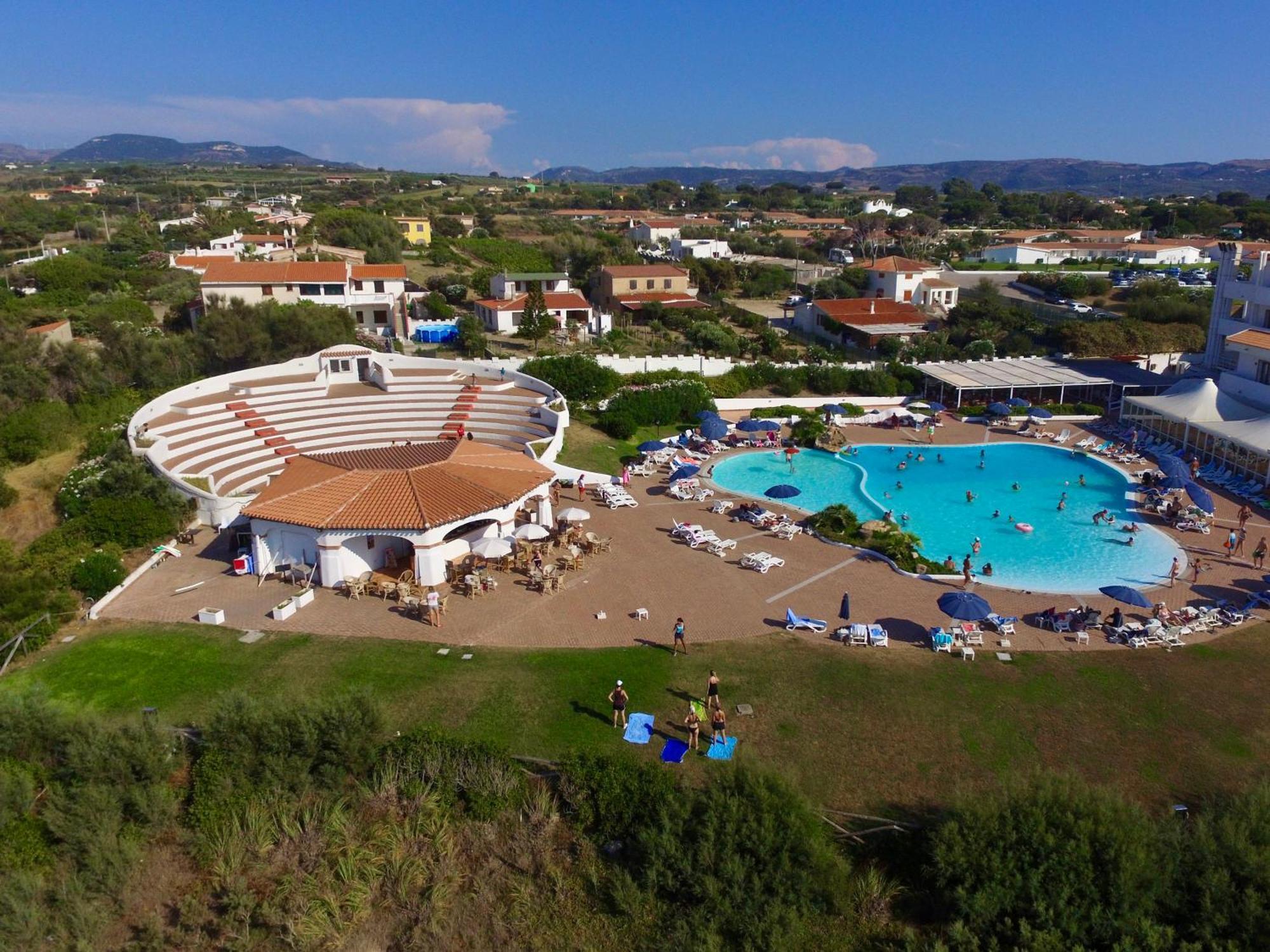 Acqua Di Mare Hotel E Resort Sorso Exterior photo